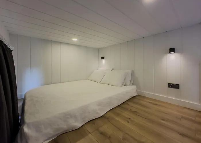 Serenity Village Lejlighedshotel