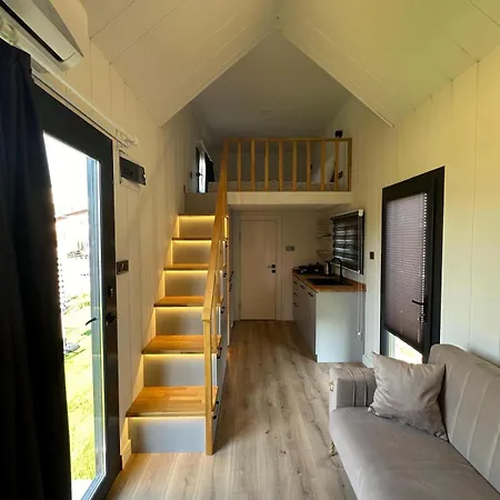 Serenity Village 3* ベレキ